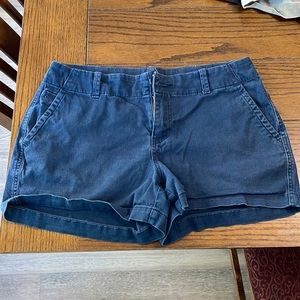 Navy Maurice’s chino shorts